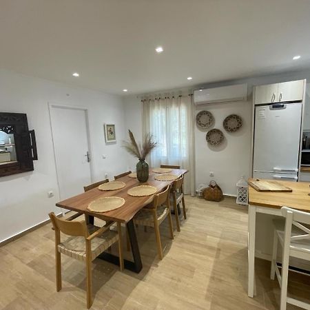 הוילה קאקובטוס Seaside Retreat House מראה חיצוני תמונה