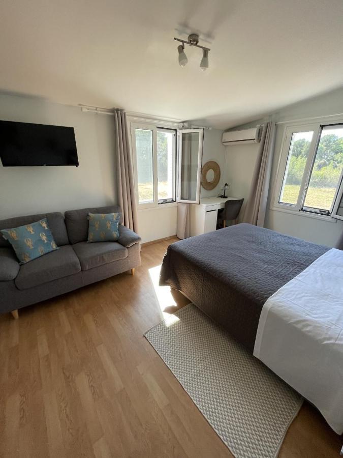 הוילה קאקובטוס Seaside Retreat House מראה חיצוני תמונה