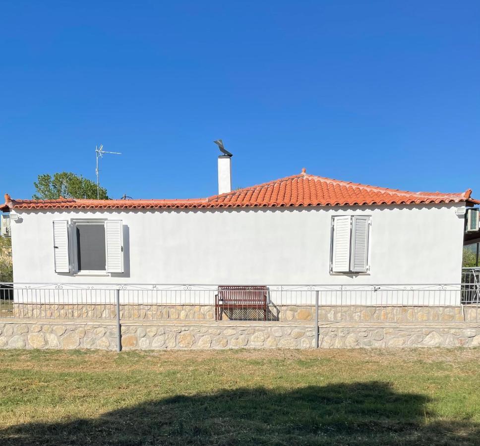 הוילה קאקובטוס Seaside Retreat House מראה חיצוני תמונה