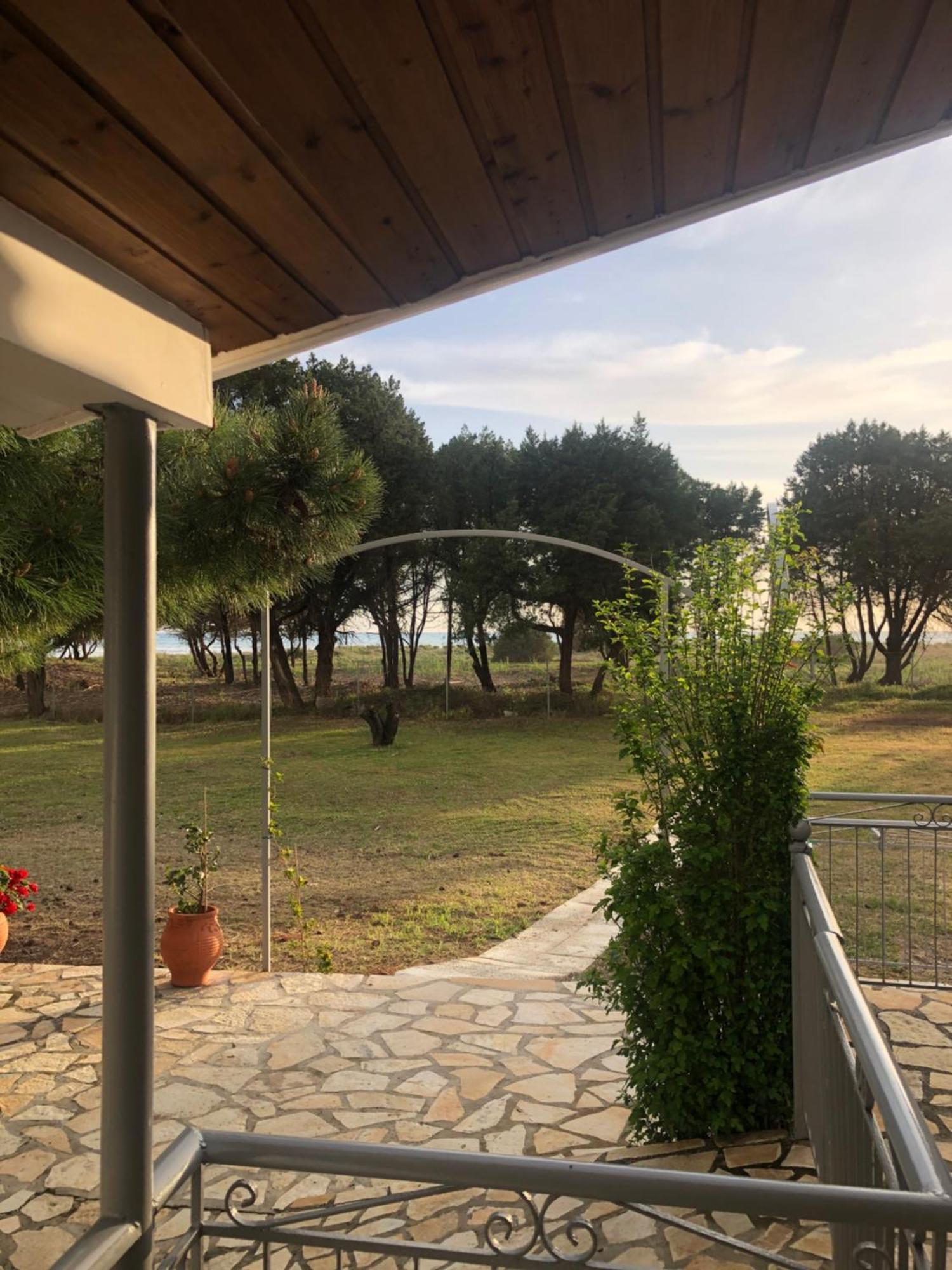 הוילה קאקובטוס Seaside Retreat House מראה חיצוני תמונה